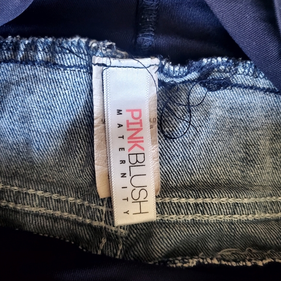 PinkBlush Maternity Shorts Acid Wash Pockets Full Belly - Picture 4 of 5